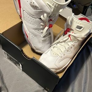 Gently Used Jordan 6